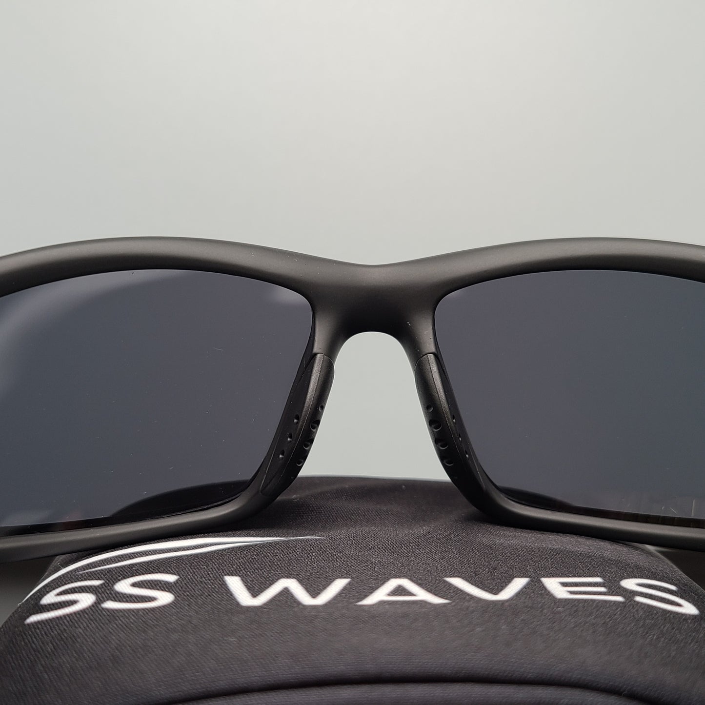 *NEW* TIDAL WAVES - GRAY