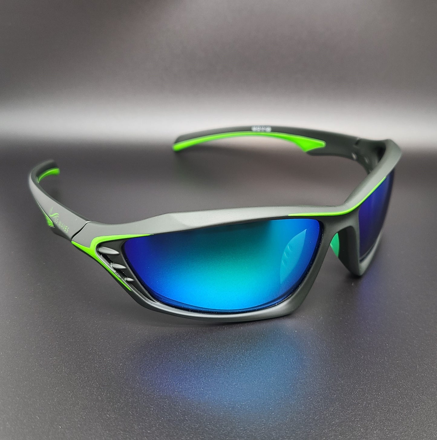 *NEW* TIDAL WAVES - GREEN